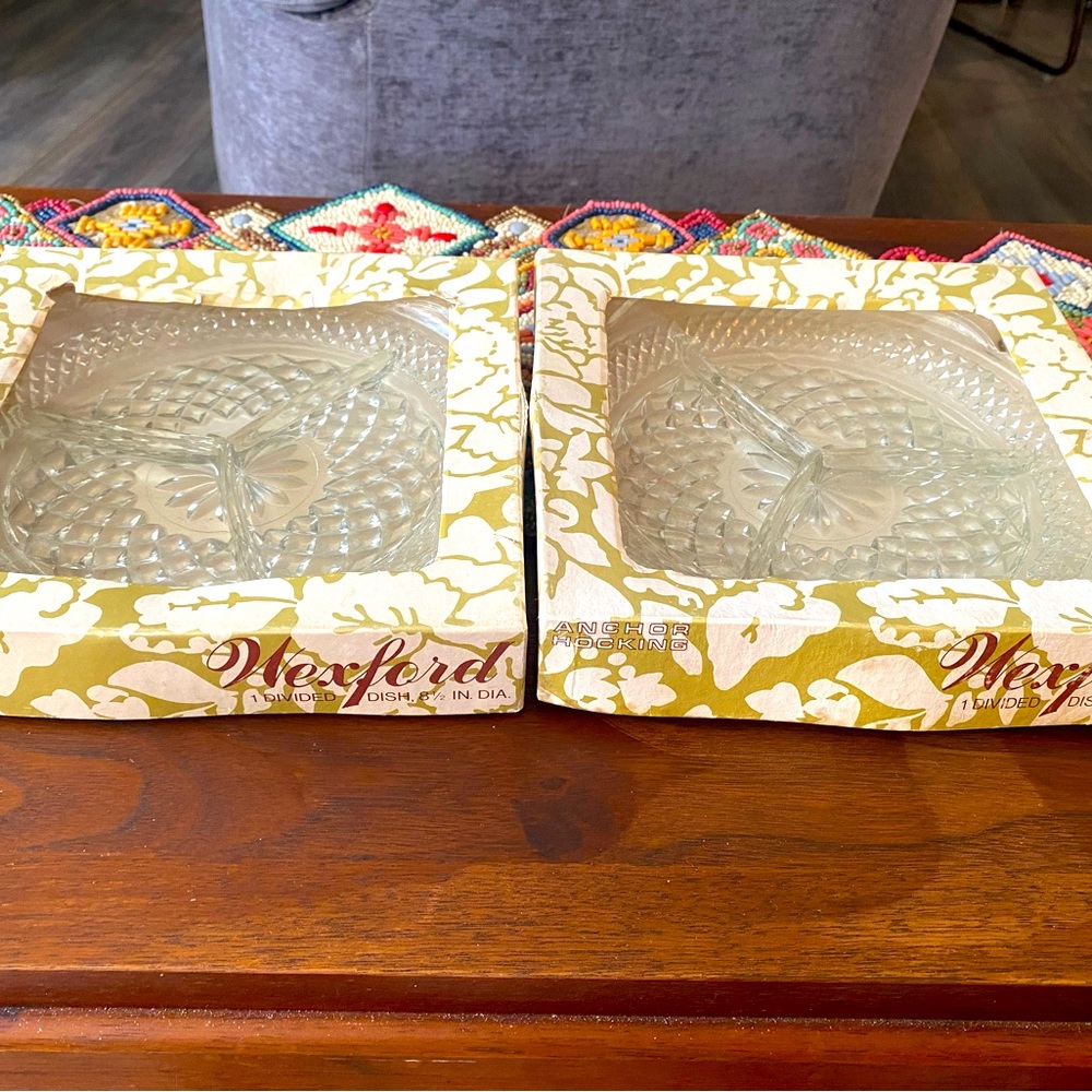 Set of (2) Vintage Anchor Hocking Wexford divided dish